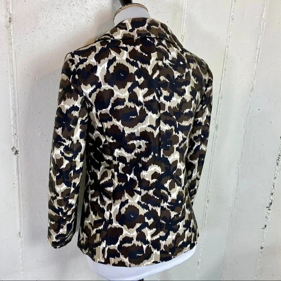 Talbots 2 brown/black/white floral 4 button blazer - Picture 6 of 8